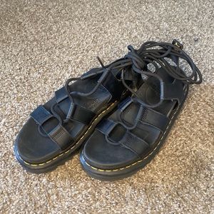 LACE UP DOC MARTEN SANDALS SIZE 6